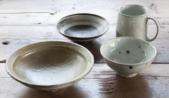 <strong>『器のある暮らし』展</strong>　八田亨氏の作品。