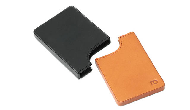 <strong>ro｜ロー</strong>　スーツをモダナイズする、roの効力　Chelsea Card Holder（H 100×W 70 mm）　1万3650円