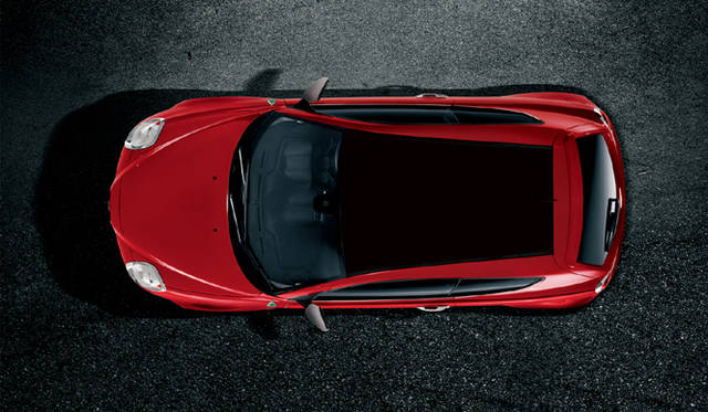 <strong>Alfa romeo MiTo Quadrifoglio Verde Limited Edition｜アルファロメオ ミト クワドロフォリオ ヴェルデ リミテッド エディション</strong>　ルーフパネルはブラック