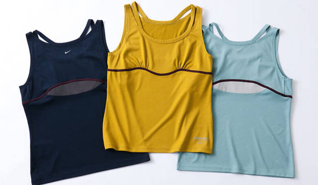 <strong>NIKE｜ナイキ</strong>　 NIKE × UNDERCOVER「GYAKUSO<u>U</u> INTERNATIONAL RUNNING ASSOCIATION」ウイメンズコレクション<br>DRI-FIT TANK TOP各6195円