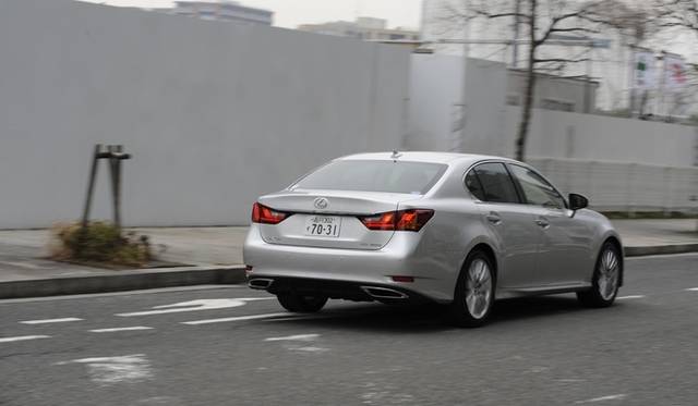 <strong>レクサスGS350 バージョンL｜LEXUS GS350 version L</strong>