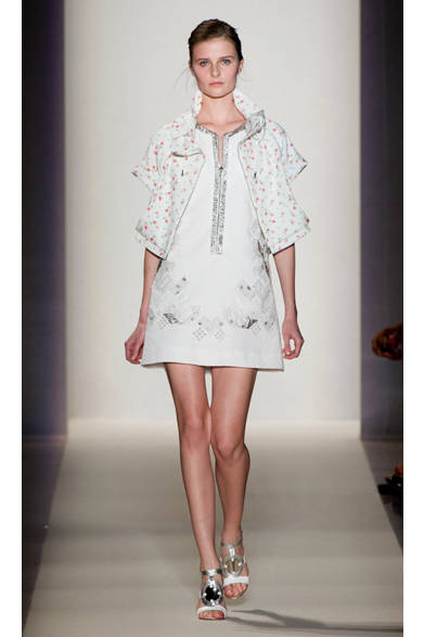 <strong>vanessabruno｜ヴァネッサ・ブリューノ</strong>　2012年春夏コレクション速報