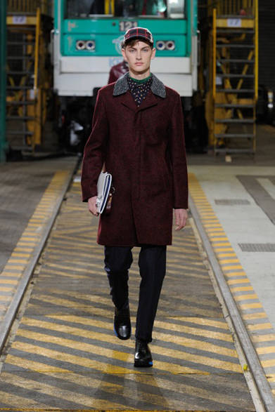 <strong>KENZO｜ケンゾー</strong>　