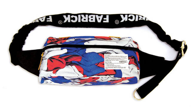 <strong>SIXPACK FRANCE × FABRICK × JONATHAN ZAWADA</strong>　MESSENGERWAIST BAG 1万2600円