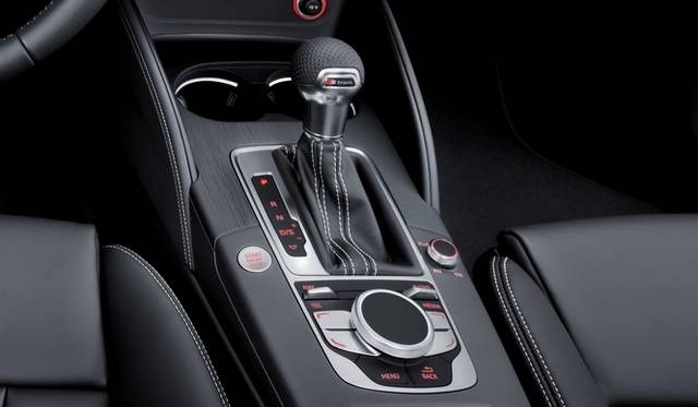 （写真はCES2012）