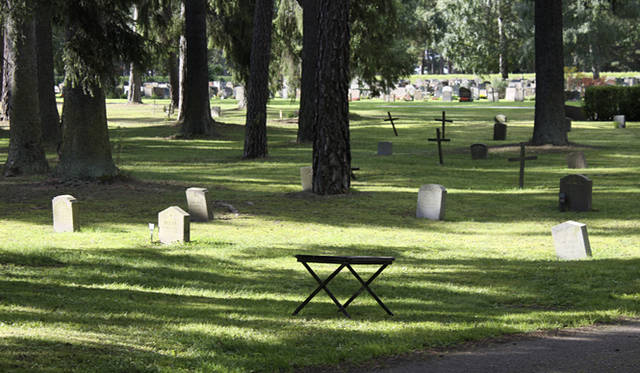 <strong>Yoko Ueno Lewis｜暮らしノート｜スウェーデン直感紀行　Vol.3</strong>　世界遺産“森の墓地　スクーグスチルコゴーデン”