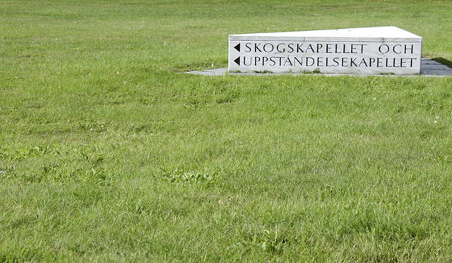 <strong>Yoko Ueno Lewis｜暮らしノート｜スウェーデン直感紀行　Vol.3</strong>　世界遺産“森の墓地　スクーグスチルコゴーデン”