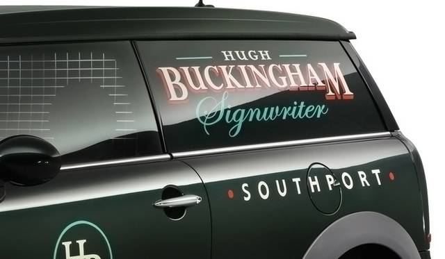 <strong>MINI Clubvan concept｜ミニ クラブバン コンセプト</strong>　後部サイドウィンドウは荷物が見えないように目隠しされる