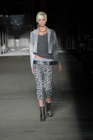 <strong>DIESEL BLACK GOLD｜ディーゼル ブラック ゴールド</strong>　2012-13年秋冬コレクション速報