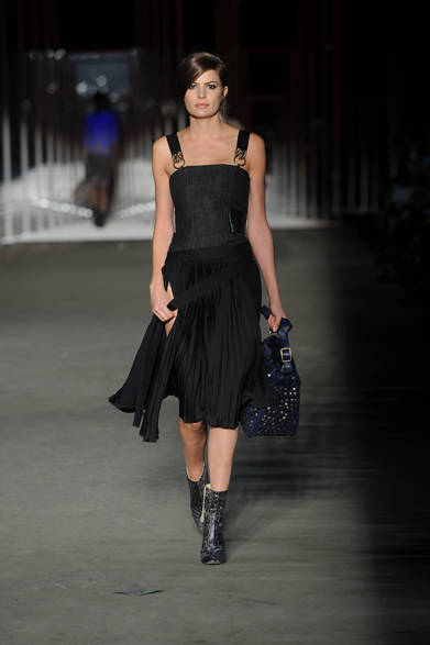 <strong>DIESEL BLACK GOLD｜ディーゼル ブラック ゴールド</strong>　2012-13年秋冬コレクション速報