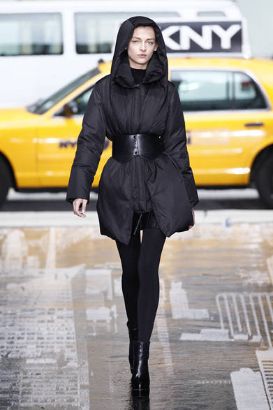 <strong>DKNY｜ディー ケイ エヌ ワイ</strong>　2012-13年秋冬コレクション速報