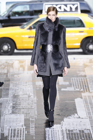 <strong>DKNY｜ディー ケイ エヌ ワイ</strong>　2012-13年秋冬コレクション速報