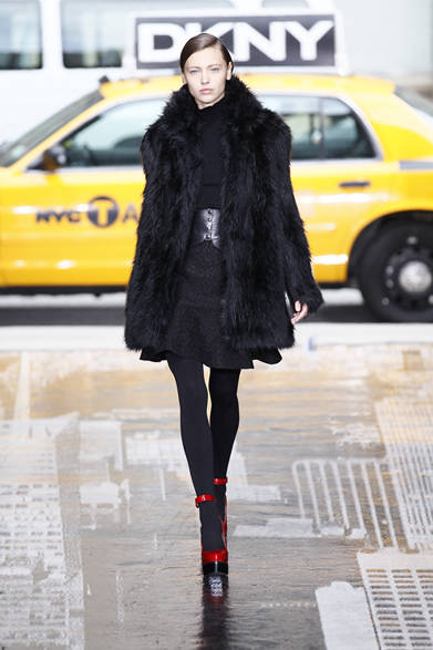 <strong>DKNY｜ディー ケイ エヌ ワイ</strong>　2012-13年秋冬コレクション速報