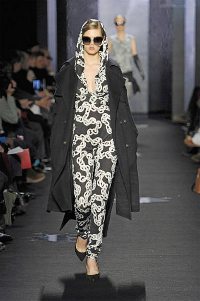 <strong>DIANE von FURSTENBERG｜ダイアン フォン ファステンバーグ</strong>　2012-13年秋冬コレクション速報