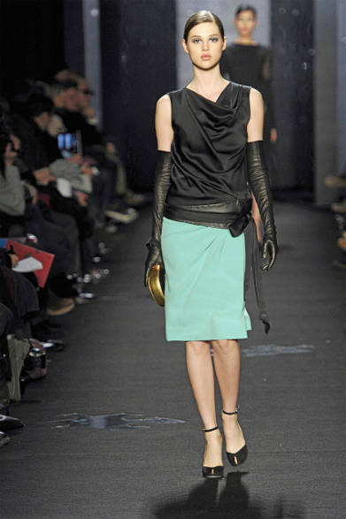 <strong>DIANE von FURSTENBERG｜ダイアン フォン ファステンバーグ</strong>　2012-13年秋冬コレクション速報