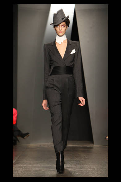 <strong>DONNA KARAN NEW YORK｜ダナ キャラン ニューヨーク</strong>　2012-13年秋冬コレクション速報