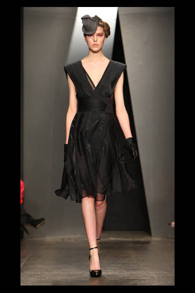 <strong>DONNA KARAN NEW YORK｜ダナ キャラン ニューヨーク</strong>　2012-13年秋冬コレクション速報