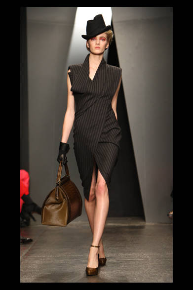 <strong>DONNA KARAN NEW YORK｜ダナ キャラン ニューヨーク</strong>　2012-13年秋冬コレクション速報