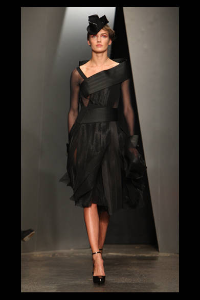 <strong>DONNA KARAN NEW YORK｜ダナ キャラン ニューヨーク</strong>　2012-13年秋冬コレクション速報