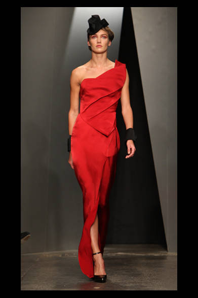 <strong>DONNA KARAN NEW YORK｜ダナ キャラン ニューヨーク</strong>　2012-13年秋冬コレクション速報