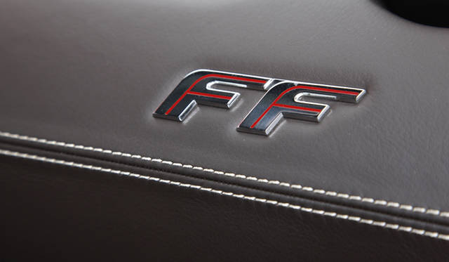 <strong>Ferrari FF｜フェラーリ FF</strong>　