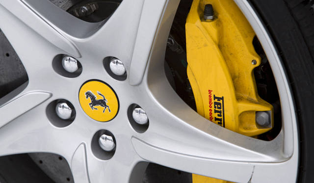 <strong>Ferrari FF｜フェラーリ FF</strong>