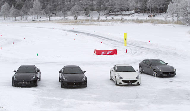 <strong>Ferrari FF｜フェラーリ FF</strong>　
