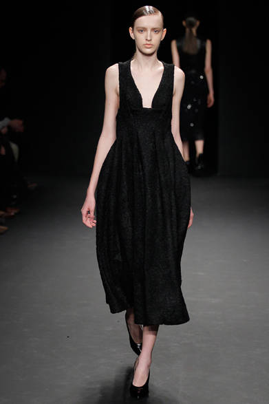 <strong>Calvin Klein Collection｜カルバン・クライン コレクション</strong>　2012-13年秋冬コレクション速報