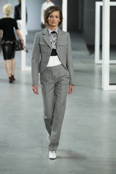 <strong>DEREK LAM｜デレク ラム</strong>　2012-13年秋冬コレクション速報