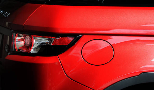 <strong>RANGE ROVER EVOQUE｜レンジローバー イヴォーク</strong>　