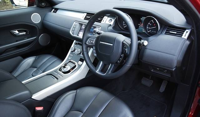 <strong>RANGE ROVER EVOQUE｜レンジローバー イヴォーク</strong>　