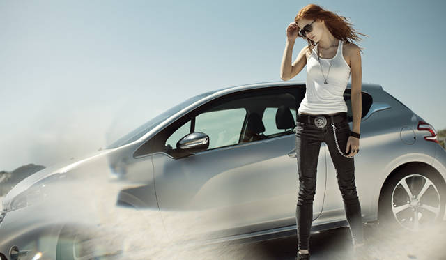 <strong>Peugeot 208｜プジョー208</strong>