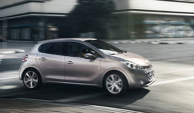 <strong>Peugeot 208｜プジョー208</strong>