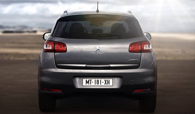 <strong>Peugeot 4008｜プジョー4008</strong>