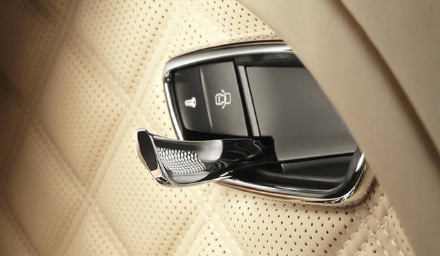 <strong>Bentley Mulsanne Mulliner Driving Specification｜ベントレー ミュルザンヌ マリナー ドライビング スペシフィケーション</strong>