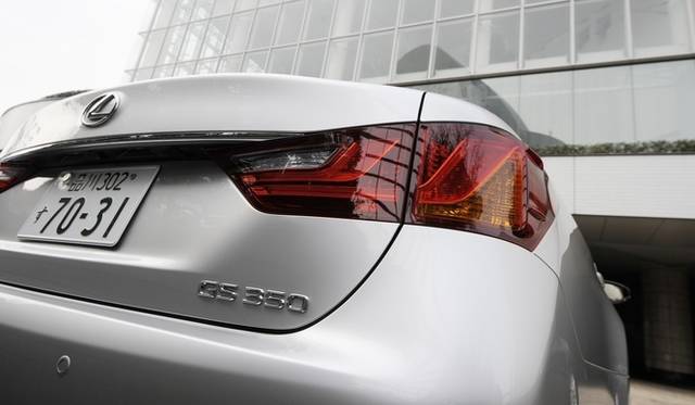 <strong>レクサスGS350 バージョンL｜LEXUS GS350 version L</strong>