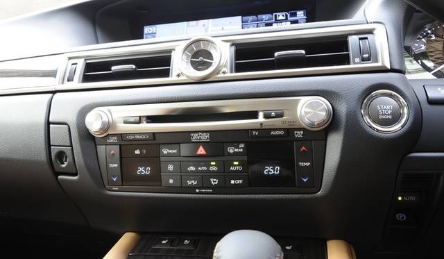 <strong>レクサスGS350 バージョンL｜LEXUS GS350 version L</strong>