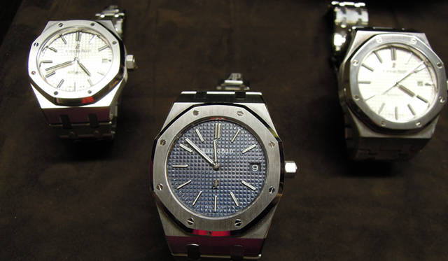 <strong>Audemars Piguet｜オーデマ ピゲ</strong> 展示スペースにて。