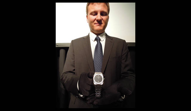 <strong>Audemars Piguet｜オーデマ ピゲ</strong> 展示スペースにて。