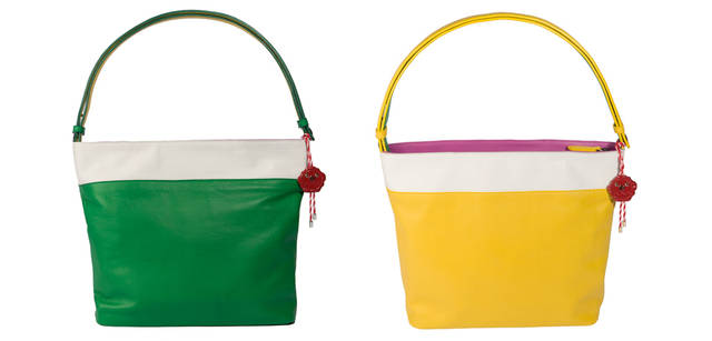 <strong>BALLY｜バリー</strong>　ユーモラスな表情のチャームがポイント！ 小物を主役にして持ちたい。バッグ[W29×H29×D10cm]　各9万3450円（ともにバリー）