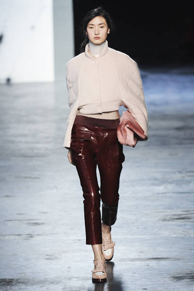 002_acne <strong>Acne|アクネ</strong> 2012-13年秋冬コレクション速報