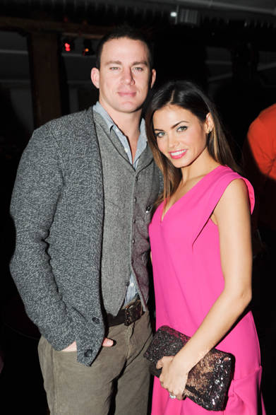 <strong>MIU MIU│ミュウミュウ　ニューヨークで『THE WOMAN DRESS』プレミア上映会を開催</strong><br />左からChanning Tatum（チャニング・テイタム）[俳優]、Jenna Dewan（ジェナ・ディーワン）[女優]