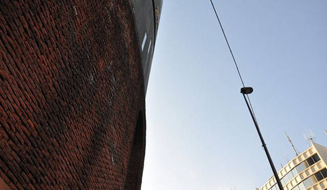 <b>塚田有一│みどりの触知学</b>　「箱船」の名をもつビル