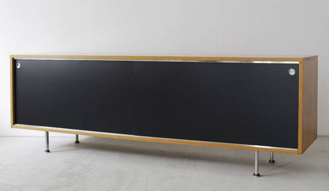 <strong>BUILDING｜ビルディング</strong>　「EOG Credenza」39万9000円（W1880×D470×H644mm）