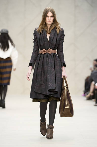 <strong>BURBERRY PRORSUM｜バーバリー プローサム</strong>　2012-13年秋冬コレクション速報