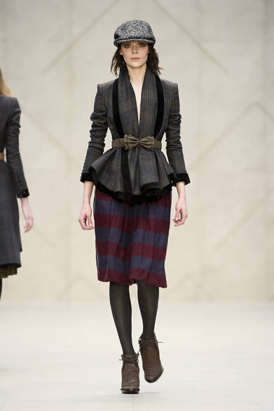 <strong>BURBERRY PRORSUM｜バーバリー プローサム</strong>　2012-13年秋冬コレクション速報