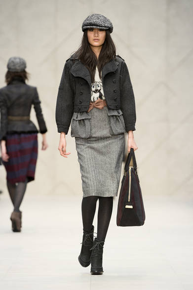 <strong>BURBERRY PRORSUM｜バーバリー プローサム</strong>　2012-13年秋冬コレクション速報