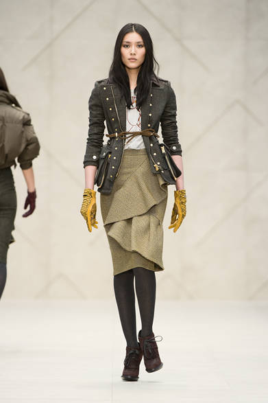 <strong>BURBERRY PRORSUM｜バーバリー プローサム</strong>　2012-13年秋冬コレクション速報