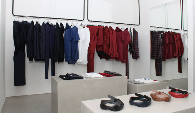 <strong>JOHN LAWRENCE SULLIVAN│ジョン ローレンス サリバン</strong>　ショップリニューアルオープン　シンプルで洗練された空間。