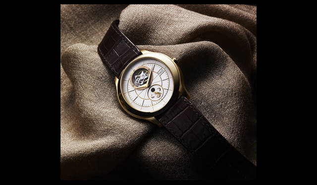 <strong>PIAGET｜ピアジェ</strong> 「ピアジェ グベナー トゥールビヨン ピンクゴールド 43mm」 1827万円（予価）、入荷時期未定。